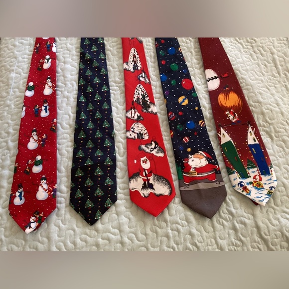 Other - SET OF 5 HOLIDAY TIES